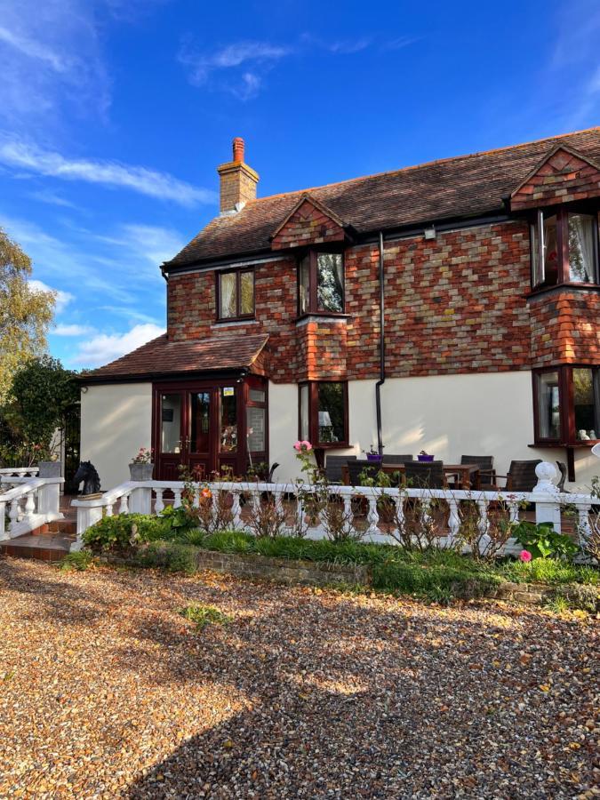 Reynolds Farm Guesthouse Canterbury Bagian luar foto